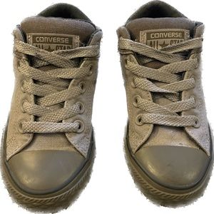 Converse- size 12 little kids